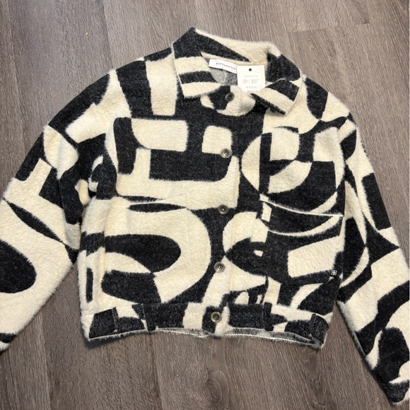 Rino&Pelle Jackets & Blazers - Black & Cream Graphic Teddy Jacket - Oversized Cropped Style Rino &Pelle new